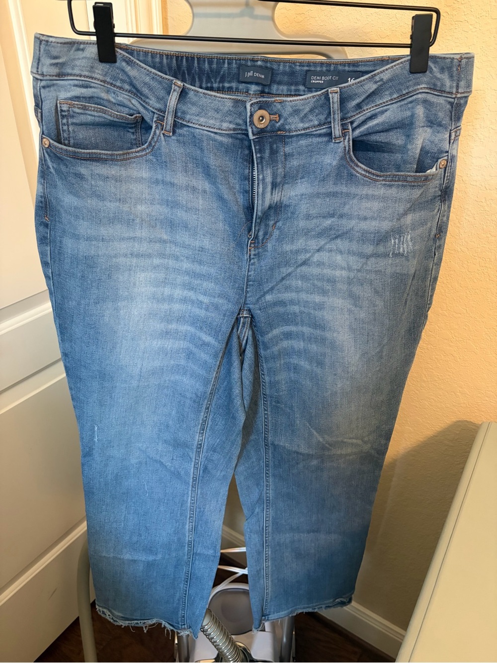 J. Jill Light Blue Cropped Denim Ankle Jeans